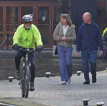 Encouraging cycling and walking